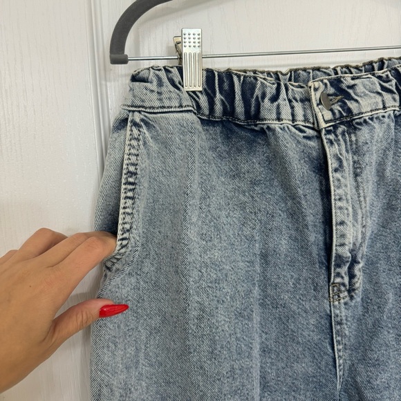 Boohoo Blue Tie Cuff Mid Blue Denim Jogger - Picture 7 of 8